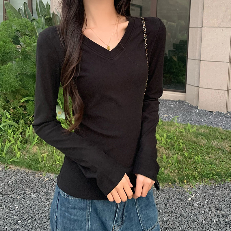 V-neck T-shirt long sleeve bottoming shirt for women