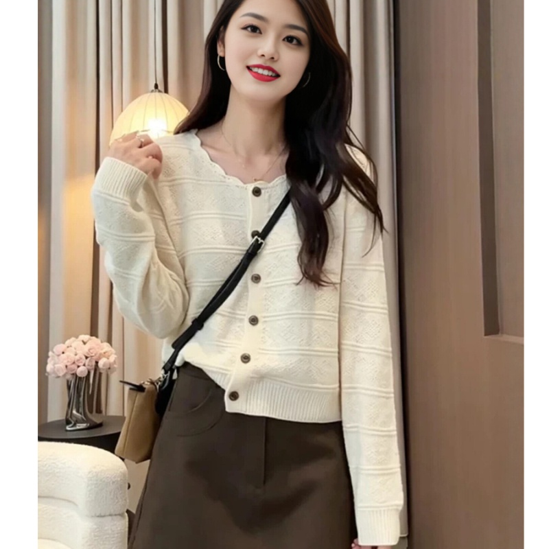 Round neck fashion sweater Western style coat for women