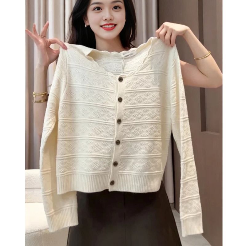 Round neck fashion sweater Western style coat for women - Image 4