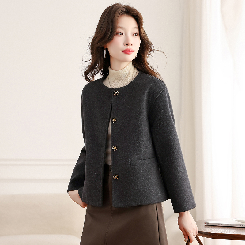 Small fellow woolen coat chanelstyle overcoat for women - Image 4