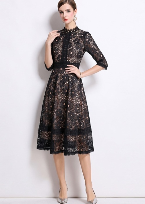 Hollow slim long short sleeve lace dress - Image 2