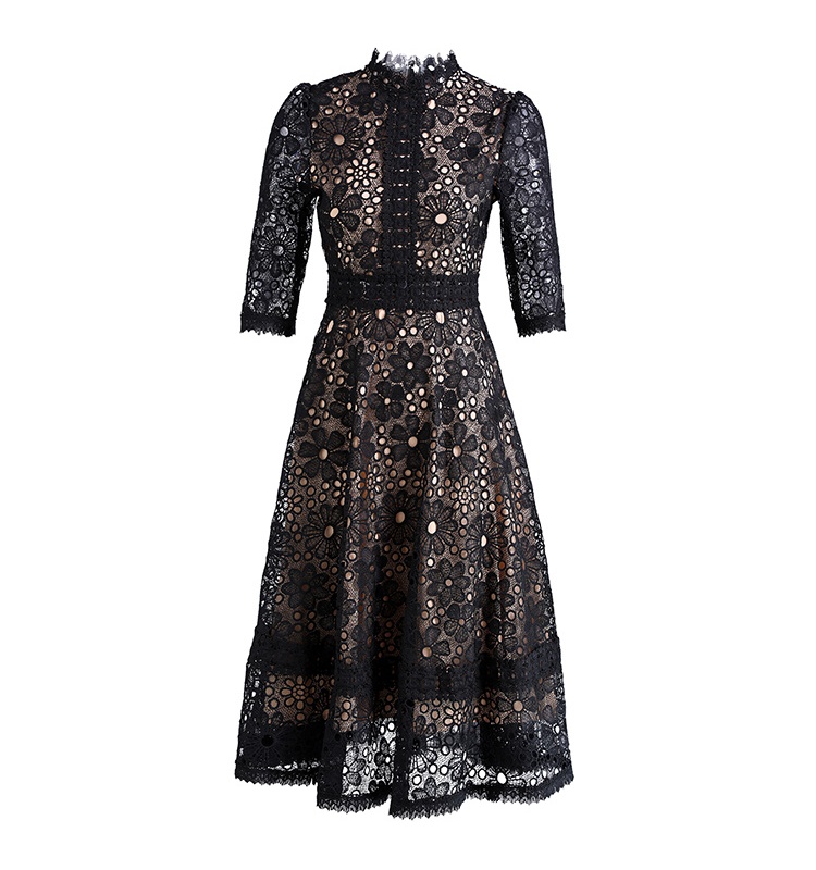 Hollow slim long short sleeve lace dress - Image 3