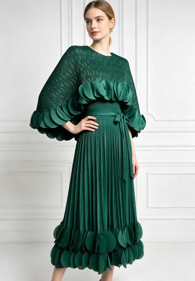 Sleeveless pinched waist long dress lotus leaf edges dress - Image 5