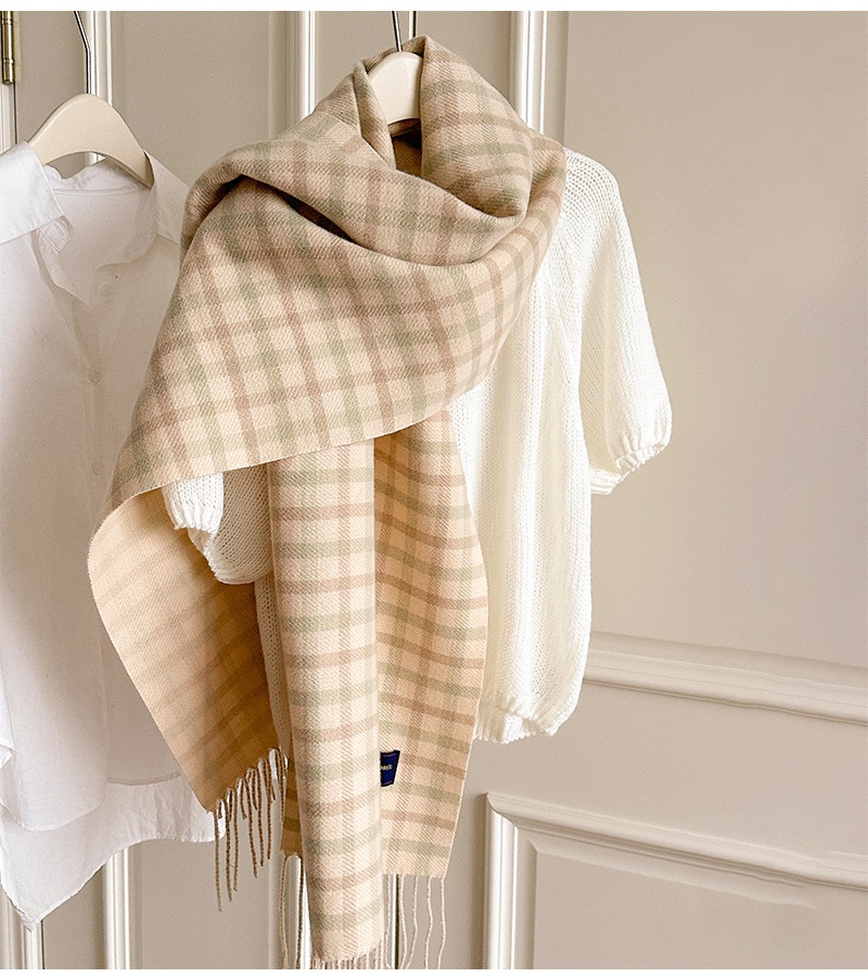 All-match couples British style shawl retro tassels scarves - Image 6
