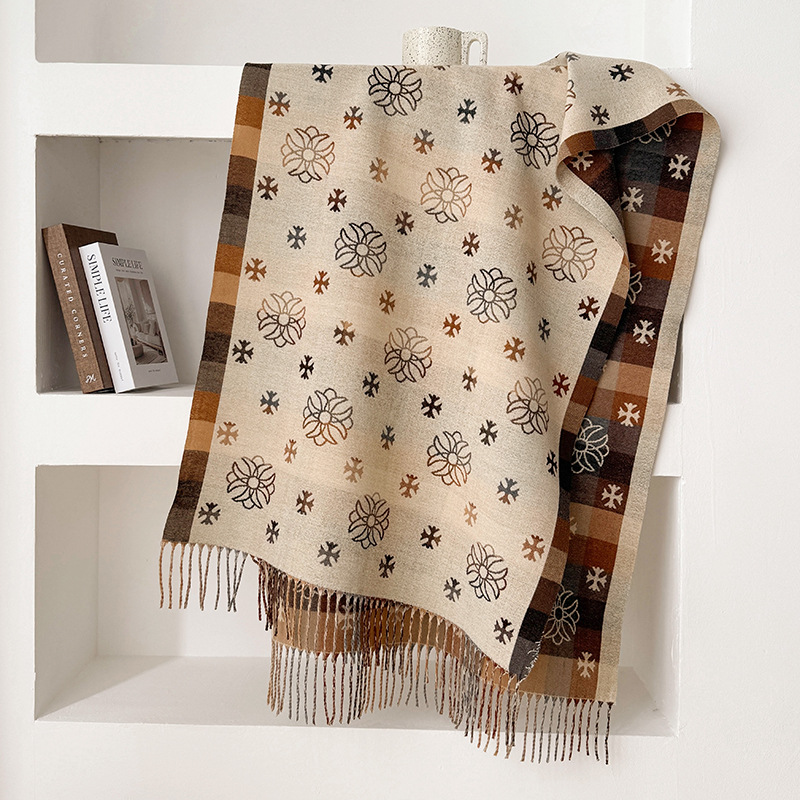 Imitation of cashmere jacquard scarves plaid shawl - Image 5